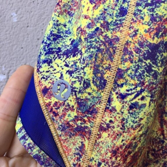NEW NWT RARE Lululemon Seawheeze Hotty Hot Shorts Woodland Sprint Multi … - Picture 9 of 10